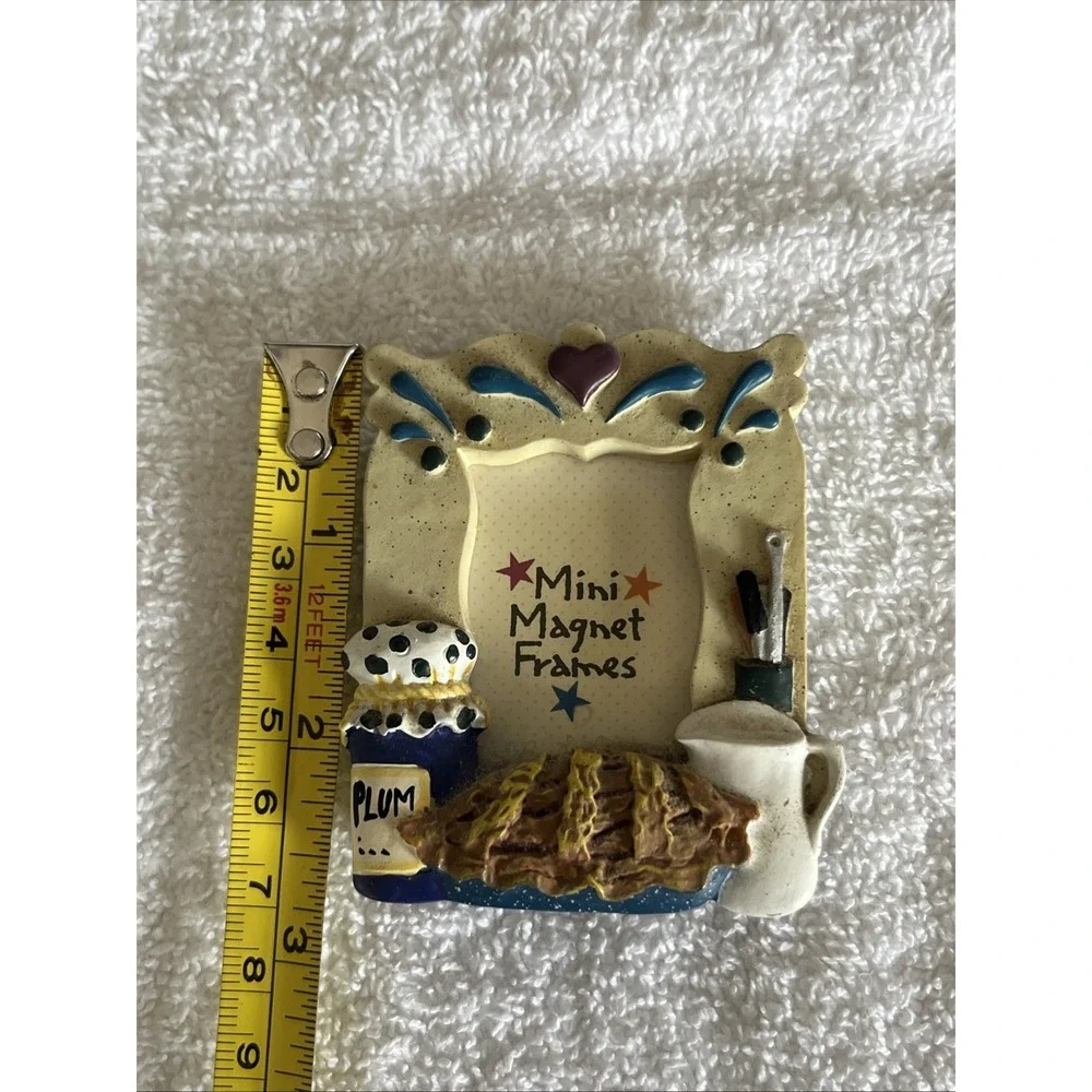 Vintage Mini Picture Frame 2x2